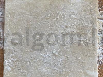 Kruasanas su šokoladiniu kremu Žingsnis 1