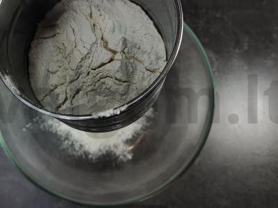 Atviras pyragas kišas su vištiena ir grybais Žingsnis 2