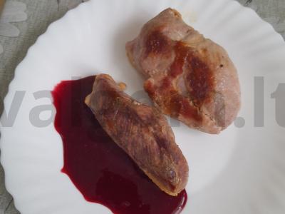 Anties krūtinėlė su uogų padažu Žingsnis 5