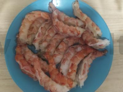 Makaronai su langustiniais ir česnaku Žingsnis 1