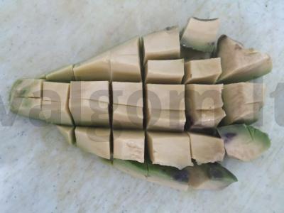 Salotos su persimonu ir silpniai sūdyta upėtakiu Žingsnis 4