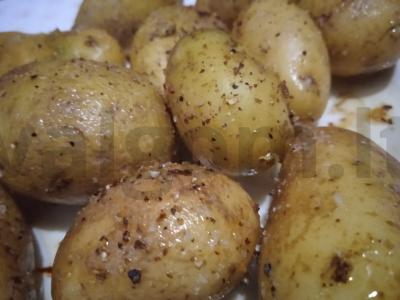 Kepti kiaulienos šonkauliukai apelsinų marinate su bulvytėmis Žingsnis 3