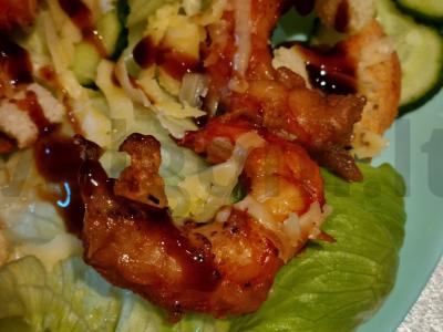 Šiltas omarų salotas pagrindine nuotrauka