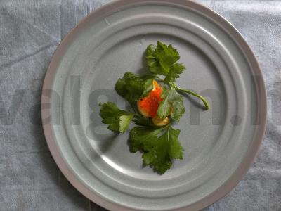 Kiaušinis atvirkščiai su salierais Žingsnis 4