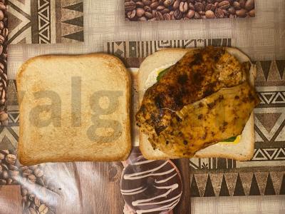 Sumuštinis su vištiena, agurku ir sūriu Žingsnis 8