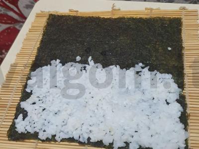 Ritinis su midijomis česnako-grietinėlės padaže Žingsnis 1