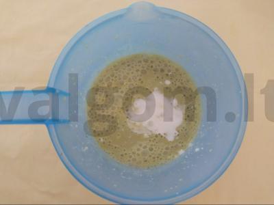 Kefyro gėrimas su matcha arbata ir zefyrais Žingsnis 2