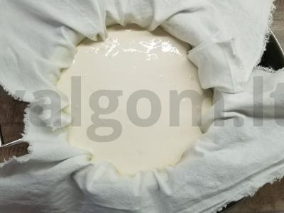 Namų grietinėlės sūris su karvės pieno skoniu Žingsnis 2