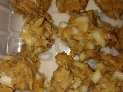 Fricadelės ir tefteliai pagrindine nuotrauka