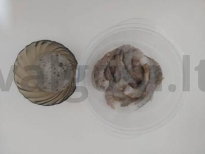 Keptos krevetės kokosiniuose džiūvėsėliuose su japonišku padažu Žingsnis 3