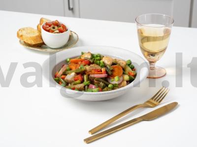 Kalakutienos filė su ridikėliais pagrindine nuotrauka