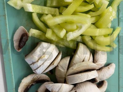 Mėsa su daržovėmis lėtoje viryklėje Žingsnis 3