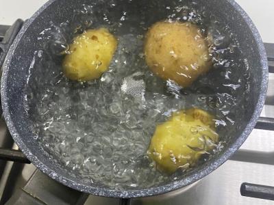 Mėsa su daržovėmis lėtoje viryklėje Žingsnis 4