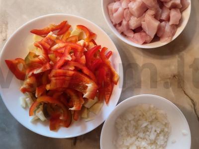 Vištiena su daržovėmis terijaki padaže Žingsnis 1