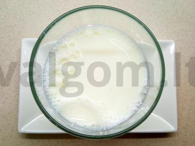 Originalus kokteilis su ananasų sultimis Žingsnis 1