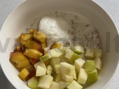 Herkulesas su varške ir vaisiais pusryčiams Žingsnis 5