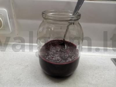Juodųjų serbentų uogienė su cukrumi Žingsnis 3