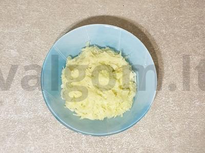 Vištienos kotletai su cukinija Žingsnis 3