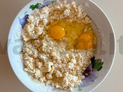 Varškės ir aviečių pyragas ant trapios tešlos Žingsnis 2