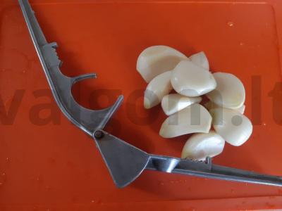 Žiemos salotas „Korejietiški agurkai“ Žingsnis 6