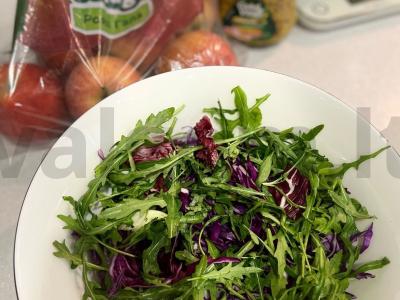 Šiltas traškus salotas su moliūgu ir obuoliais Žingsnis 5