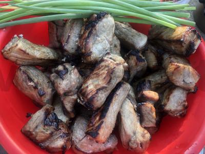 Šašlykas iš kiaulienos obuolių sultyse pagrindine nuotrauka