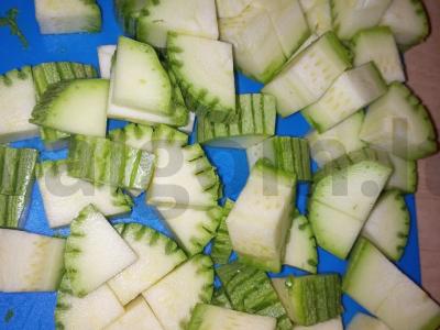 Daržovių vištiena katile Žingsnis 1