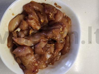 Šiltas vištienos salotas vakarienei Žingsnis 2