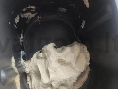 Namų pica su švelniu ir oro tešla Žingsnis 1