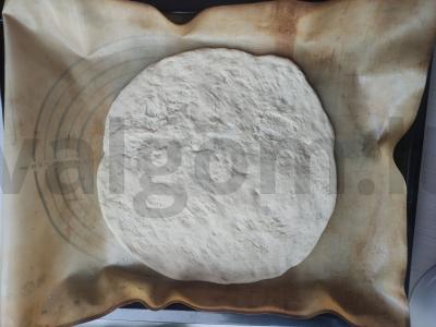 Namų pica su švelniu ir oro tešla Žingsnis 2