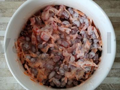 Salotas su pupelėmis, morkomis ir sausainiais Žingsnis 4