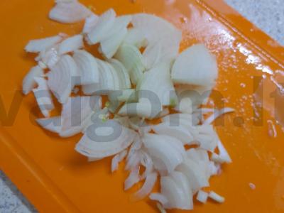 Kailinis triušis, troškintas grietinėje Žingsnis 4