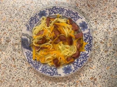 Spagečiai su medžioklinėmis dešrelėmis Žingsnis 8