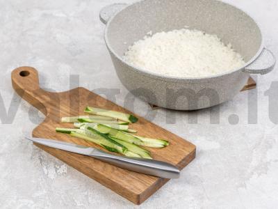 Rulonai su agurkais Žingsnis 1