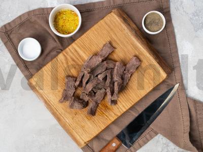 Daržovių troškinys su virta jautiena Žingsnis 1