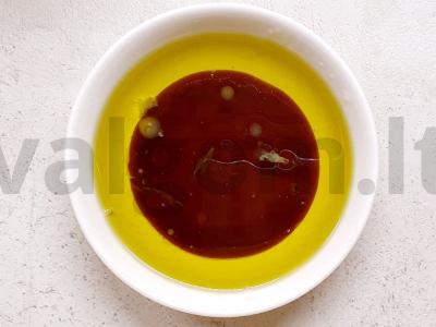 Aštrus salotas su rukola, granatais ir sūriu Žingsnis 1