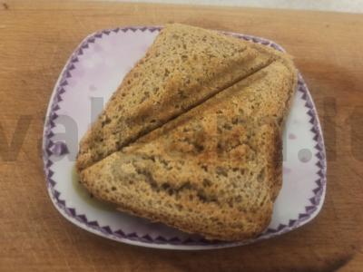 Sumuštinis su sūriu ir grybų paštetu pagrindine nuotrauka