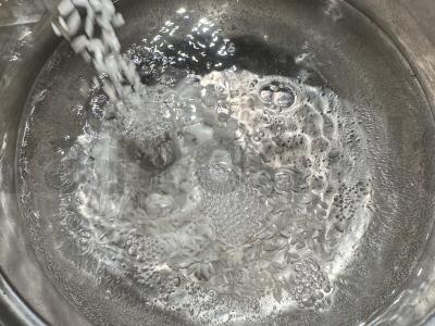 Vištienos šlaunelės su ryžiais ir petražolėmis Žingsnis 3