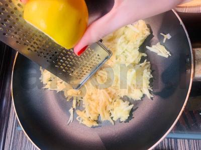 Citrininiai blynai su obuoliu Žingsnis 6