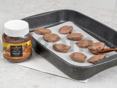 Šokoladinių-riešutų pasta sausainiai Žingsnis 2