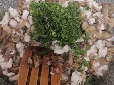 Kiaulienos ir grybų užkandžių taurėlės šventiniam stalui Žingsnis 3