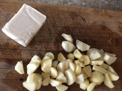 Sūrio sriuba su meatballs Žingsnis 2