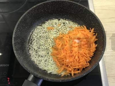 Koldūnai su pomidorų padažu Žingsnis 2