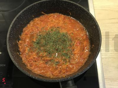 Koldūnai su pomidorų padažu Žingsnis 4