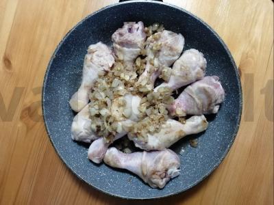 Troškinta vištiena su karčiu kokosų piene Žingsnis 2