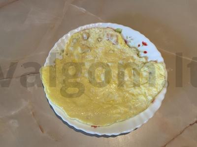 Kiaušinių blynai su daržovėmis Žingsnis 1