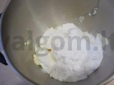 Paprasti keksiukai su kremu Žingsnis 7