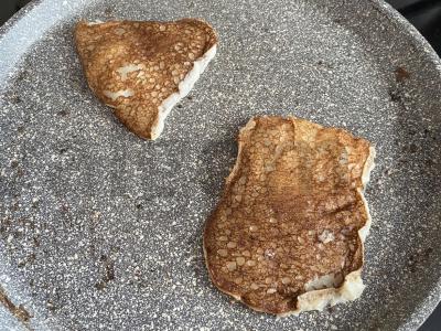 Blynai ant pieno pagrindine nuotrauka