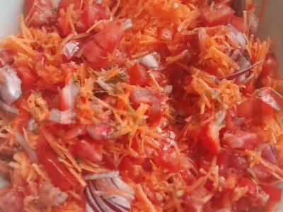 Morkų salotas „Džiaugsmas“ Žingsnis 4