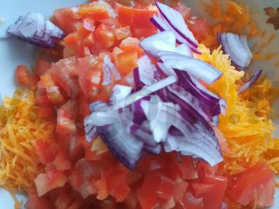 Morkų salotas „Džiaugsmas“ pagrindine nuotrauka